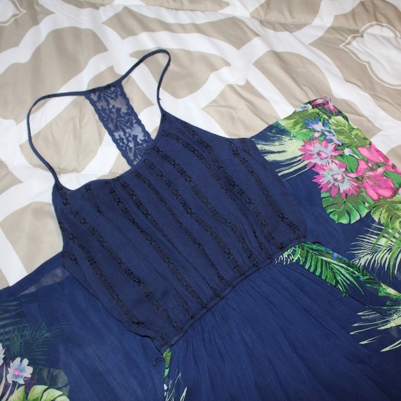 ⭐ Candie's Navy Maxi Dress - Picture 1 of 6
